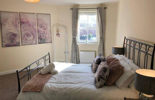 Stylish 3-Bedroom Home with Parking - Foto 24