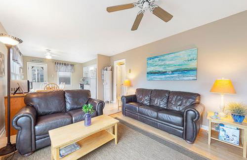 Wifi, Ourdoor Shower, Porch Ocean Side 1St Floor Duplex, A Short Walk From The Best Lbi Attractions, A Small Park, And The Beach, - Foto 20