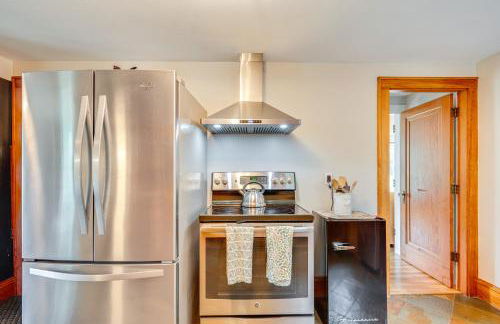 Family-Friendly Retreat in Barre 2 Spacious Decks - Photo 13