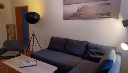 Kleine Galerie Apartment für 3 mit Küche Kamin Netflix Parken und Hofladen - Foto 4