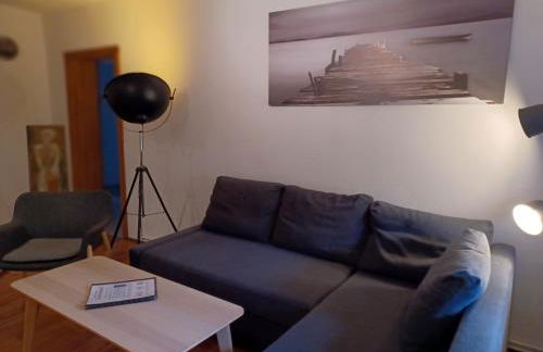 Kleine Galerie Apartment für 3 mit Küche Kamin Netflix Parken und Hofladen - Foto 4