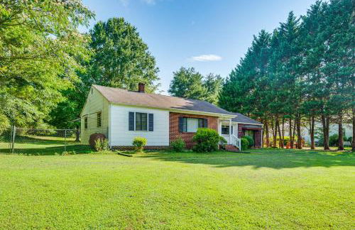 Winston-Salem Home on 2 Acres - Spacious Deck! - Foto 25