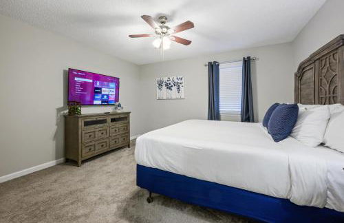 Lots of Hot Spots & Activities Near This Townhome - Foto 11