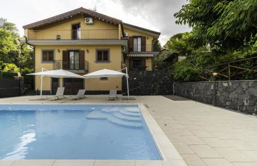Villa Sara sull'etna con Piscina - Foto 2