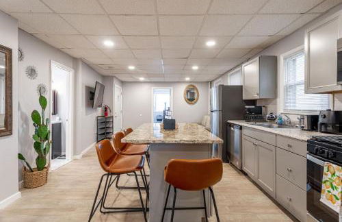 Updated 3BR 2BA Apartment Near NYC Airport - Foto 40