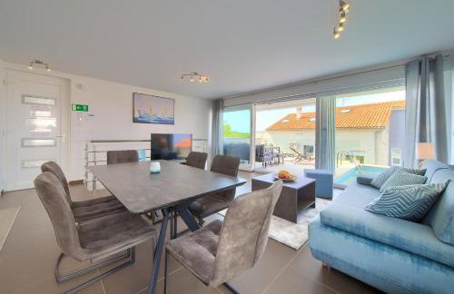 VILLA SOLIS LACUS modernes Apartment - privater beheizbarer Pool- Klimaanlage - private Parkplätze - Foto 13