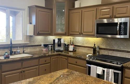 Hillside view with hot tub too - Foto 2