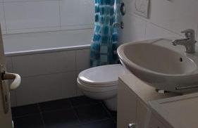 Rentarooms - Photo 13