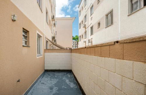 Apto Térreo Completo com Ar Cond para 5 Hóspedes Próximo a Florianópolis - Foto 10