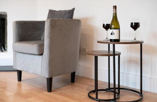 Cosy 2 Bed Terrace Peaceful Village location - Pass the Keys - Foto 8