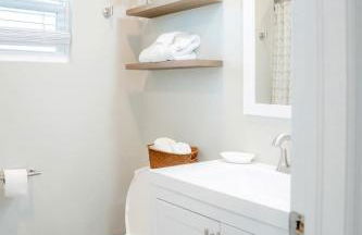 Cozy Coastal Cottage Whole House Sleeps 10 - Foto 22