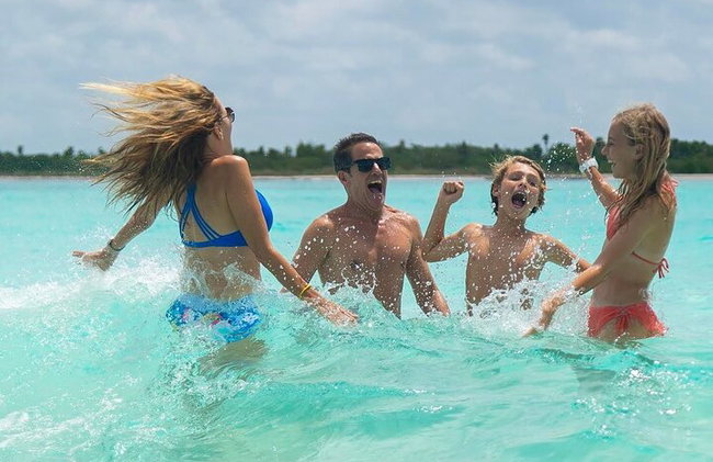 Excursión en catamarán a Isla Mujeres con Snorkel Open Bar y almuerzo buffet - Foto 12