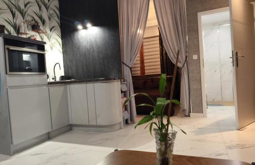 Somewhere Between Apartments - Foto 12