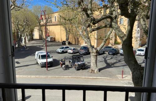 Très beau appartement au centre historique de Riez - Foto 3