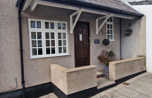 Two bedroom character cottage - Photo 1