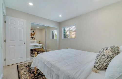 Hey I Am Adriana On The Block Pool BBQ - Foto 35