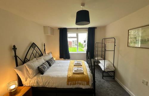 1 bed annex with extra sofa bed ideal for families and business guests - Photo 12