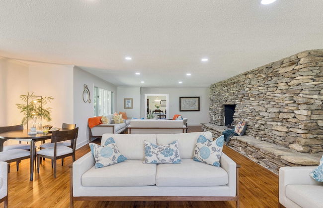 Amber Lodge by Avantstay Pool, Firepit, Sauna - Foto 6