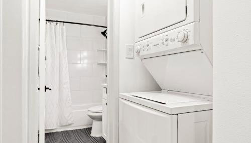 Double King Suite with Patio Dining and Parking NRP21-00386 - Foto 5, Shower