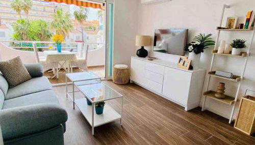 Apartamento al lado del Mar. Recién reformado. - Photo 2