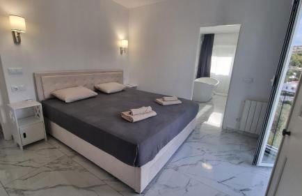 Meerblick Villa mit Terrasse, Pool und kostenlosen WLAN neu renoviert - Foto 3