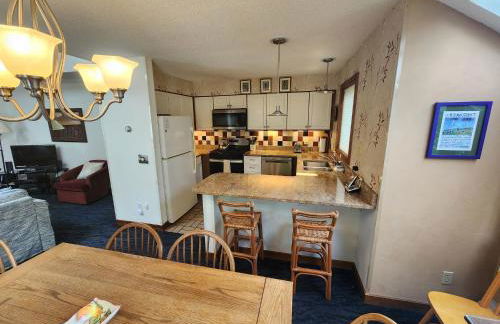 Ski In Ski Out Sunrise West Glade H2 - Direct Trailside, Hot Tub, Pool, Sauna - Foto 8