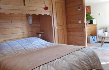 Pierre de Famille - Photo 10