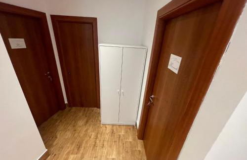 REGAL HOME Apartment - Photo 25