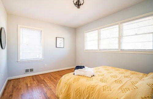 4BR/3BA Luxurious Decatur Home w/ Patio & Backyard - Foto 18