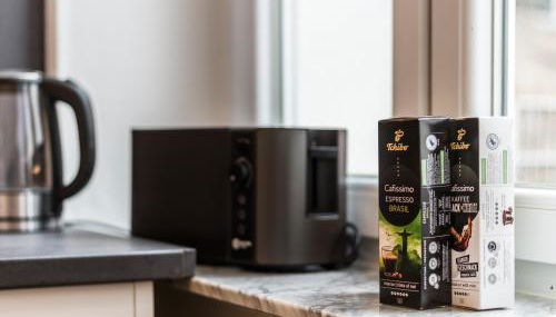 Hochwertige Altbauwohnung im modernen Stil in Wiesbaden - Küche - Terrasse - WLAN - Zentral - Foto 4, toaster, minibar