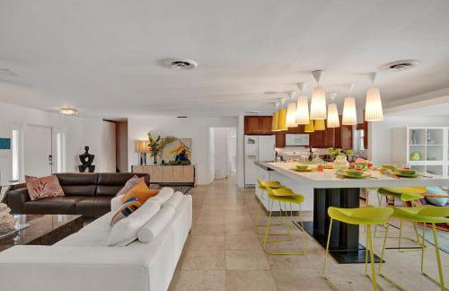 New! Waterfront Heated Pool, Fishing Pier, Designer Touches, 2mi to Beach - Photo 46