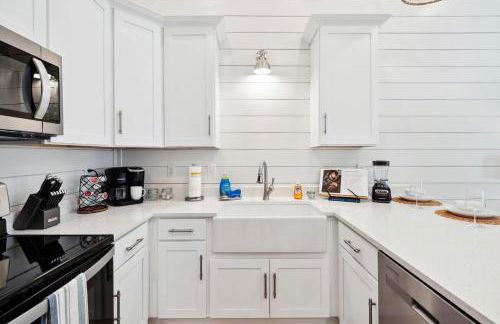 Brand New Luxury Rental on Oleander Unit A - Foto 12