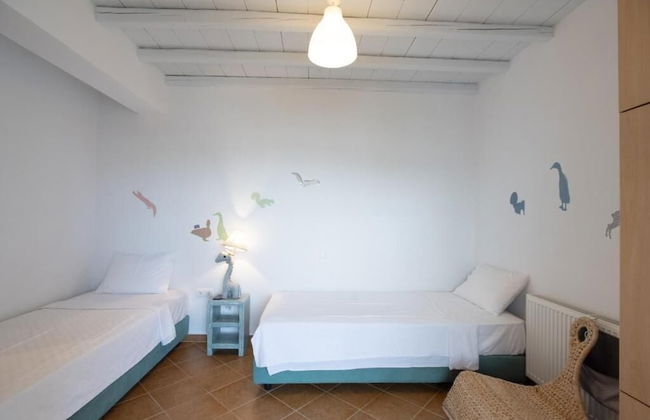 Dreamscape 3-Bedroom Mykonos Hideaway - Photo 4