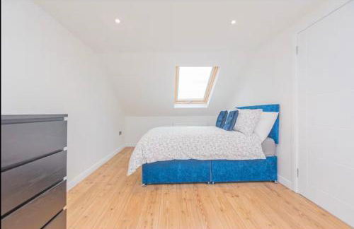 5 Bed cottage with Hot tub - Photo 9