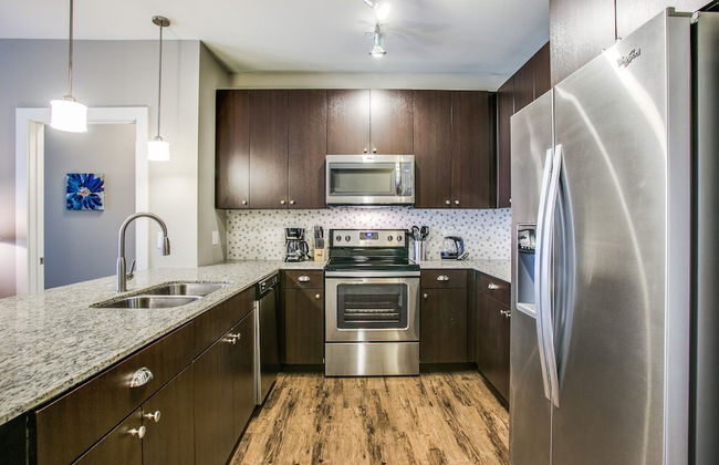 Frisco beautifully furnished 2 br apt - Photo 11