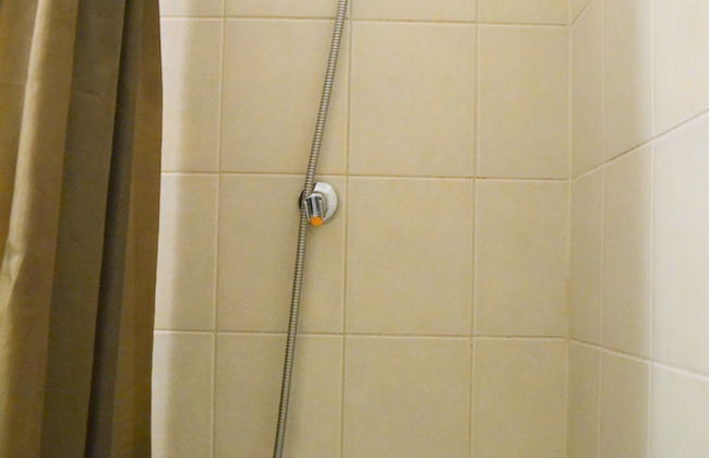 2BDR Amazing Location with Parking - Foto 17