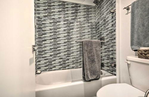 Lush Molokai Island Oasis with Private Pool and Beach! - Foto 14