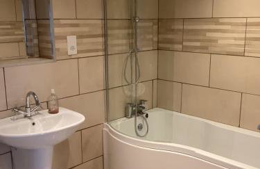 Cambria, a modern 3 bedroom house - Photo 23