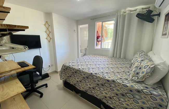 Riviera Beach Place Golf Residence - Photo 2