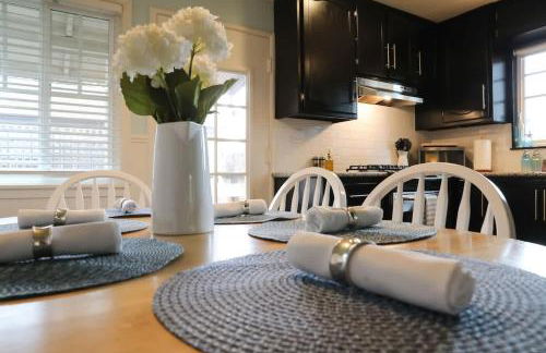 Spruce Beach Cottage - Walk to beach - Photo 16