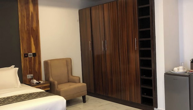 De James Hotels & Suites - Foto 5, Habitación