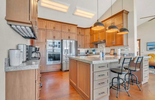 Dream Weaver House with Hot Tub and Ocean View! - Foto 7