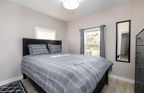 Cozy 2BR Home Near ND - Perfect for Game Day Stays - Foto 21