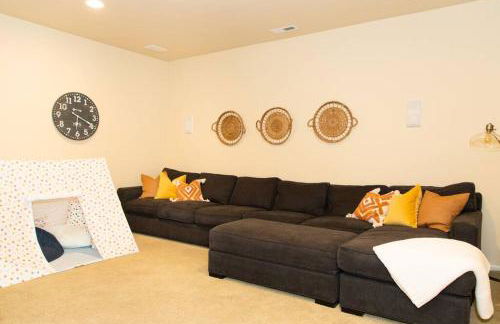 Sunserra Villa! Movie Room, Family Friendly, BBQs, Pools, Free Golf! - Foto 59