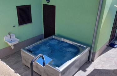 House Zrile with garden and jacuzzi - Foto 40