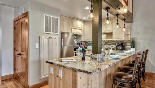 Private beach, Close to ski, Resort Amenities! - Foto 4