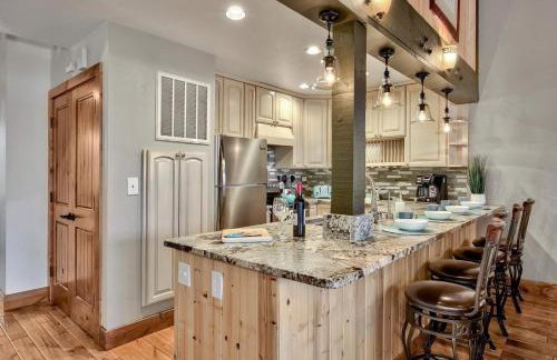 Private beach, Close to ski, Resort Amenities! - Foto 4