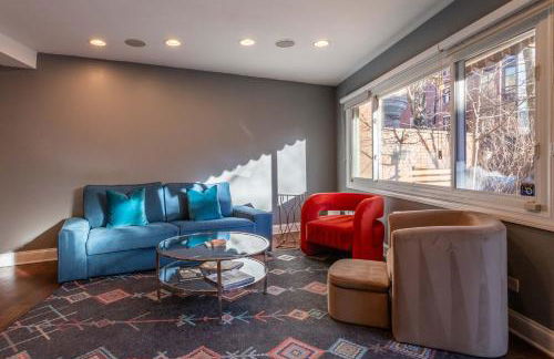 3-Story Townhome Free Parking Private Patio Washer-Dryer - Foto 22