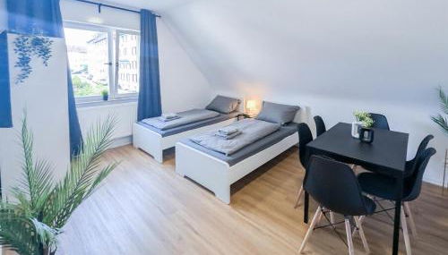 ALFA Stuttgart 3 Zimmer 6 Betten Apartment Wasen MercedesBenz MHP Arena l Bad I Küche l WIFI & SmartTV l 3BR & 6 Beds l Bathroom l Kitchen - Foto 2