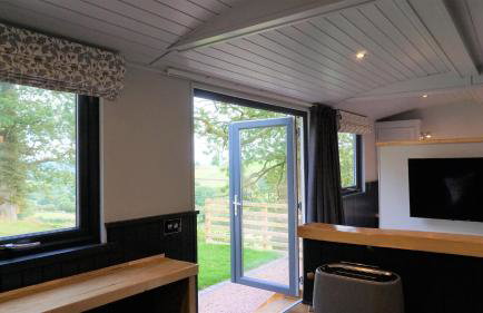 Little Acorn - Luxury shepherd's hut / lodge with private hot tub and garden - Foto 7